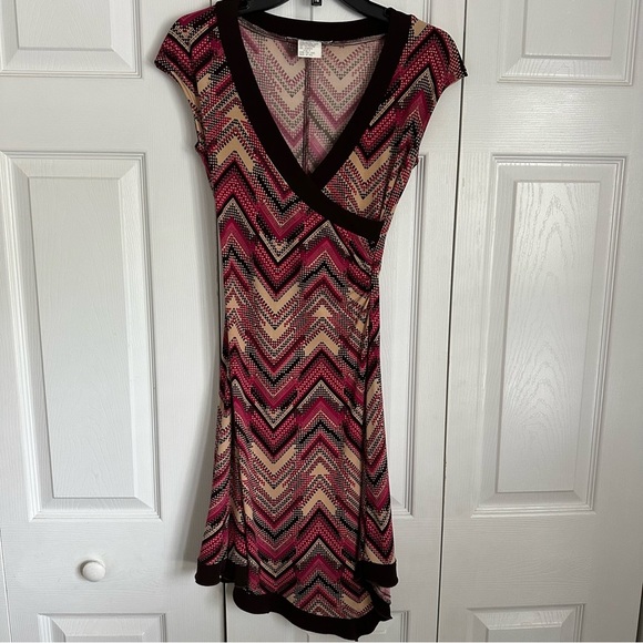 Vintage La Belle Dress Womens Medium Chevron V Neck Stretch Slinky Retro USA - Picture 2 of 10